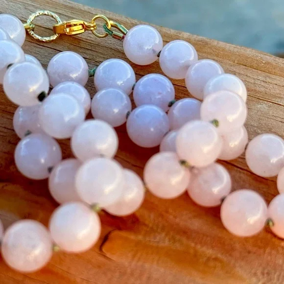 NWT Rose Quartz Choker, Translucent Pink Gem Beads on Green Silk, Hand Knotted - Picture 10 of 10